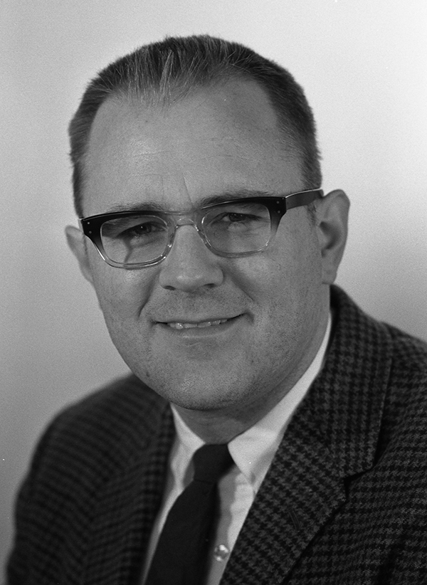 Portrait of C. Gordon Bell.